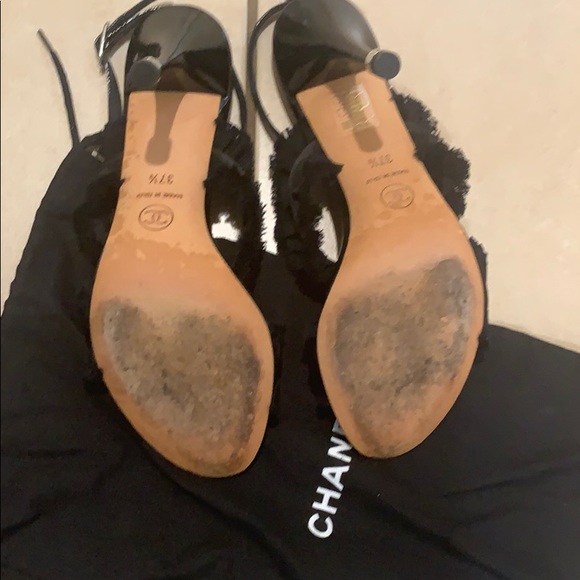 Chanel bow sling backs - lightly used. - Picture 5 of 5